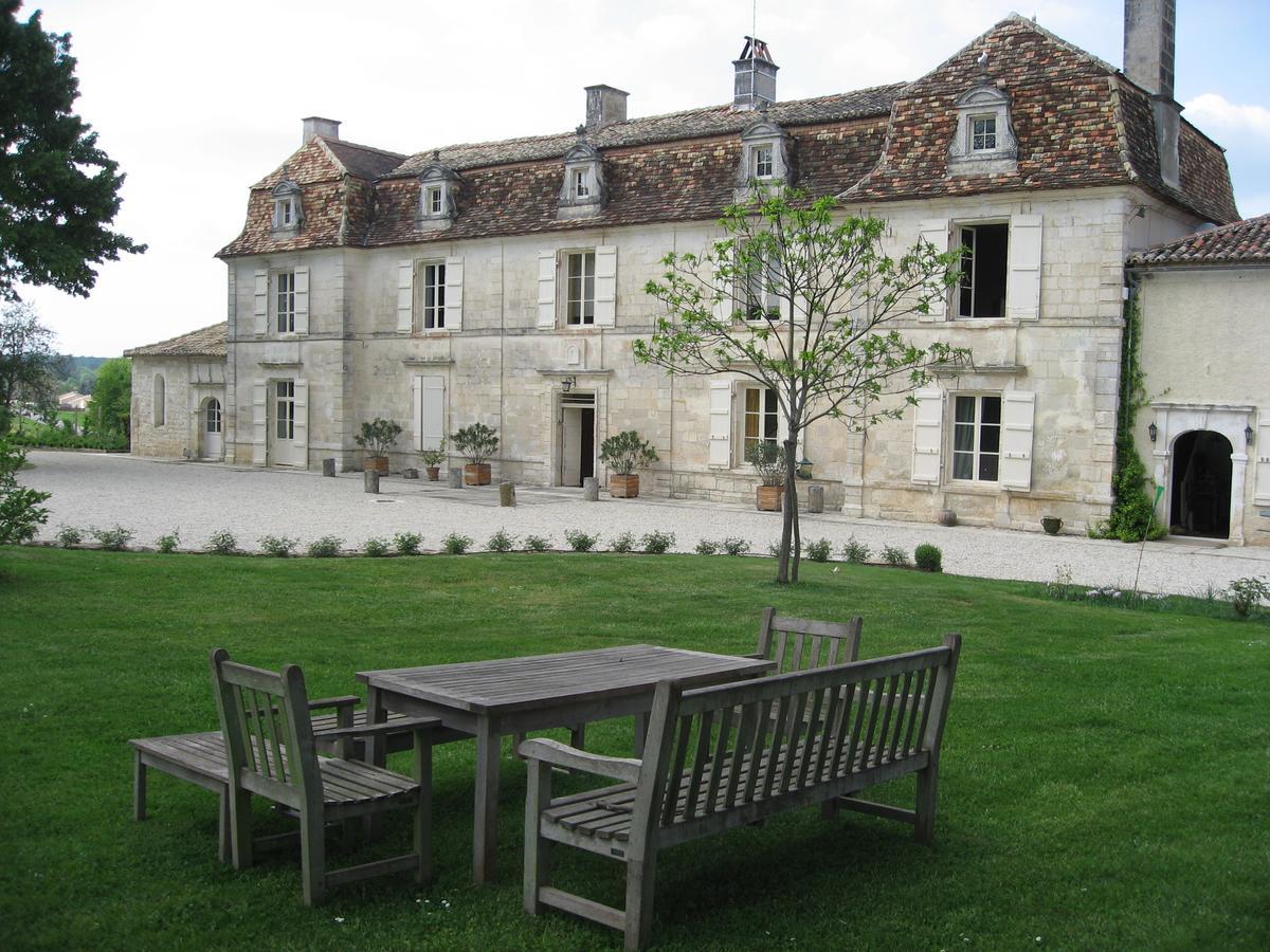 Chateau Manoir De La Leche Touvre Exterior foto