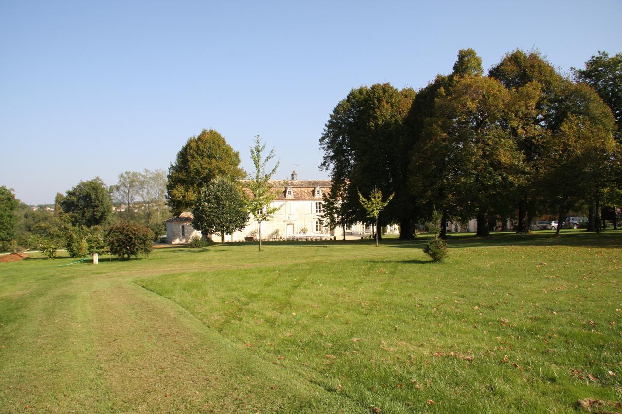 Chateau Manoir De La Leche Touvre Exterior foto