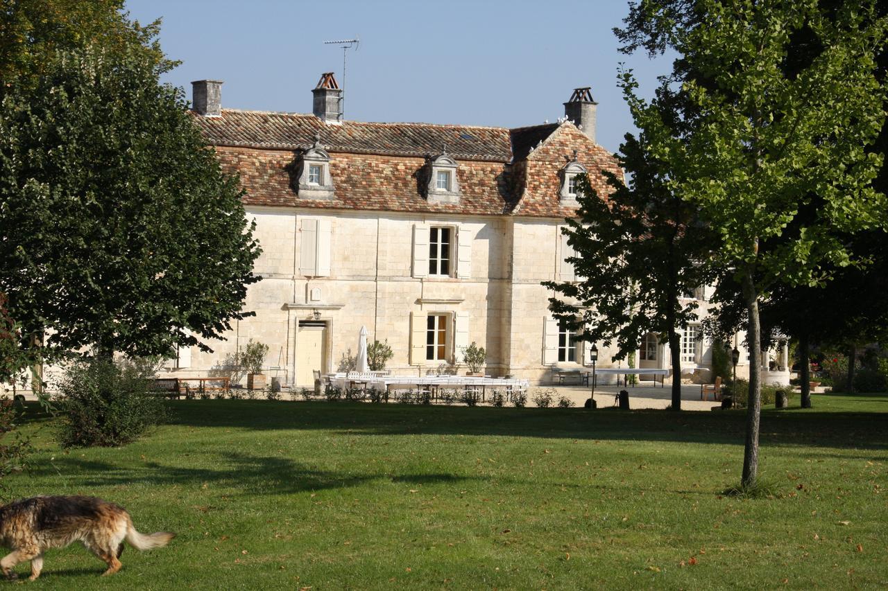 Chateau Manoir De La Leche Touvre Exterior foto